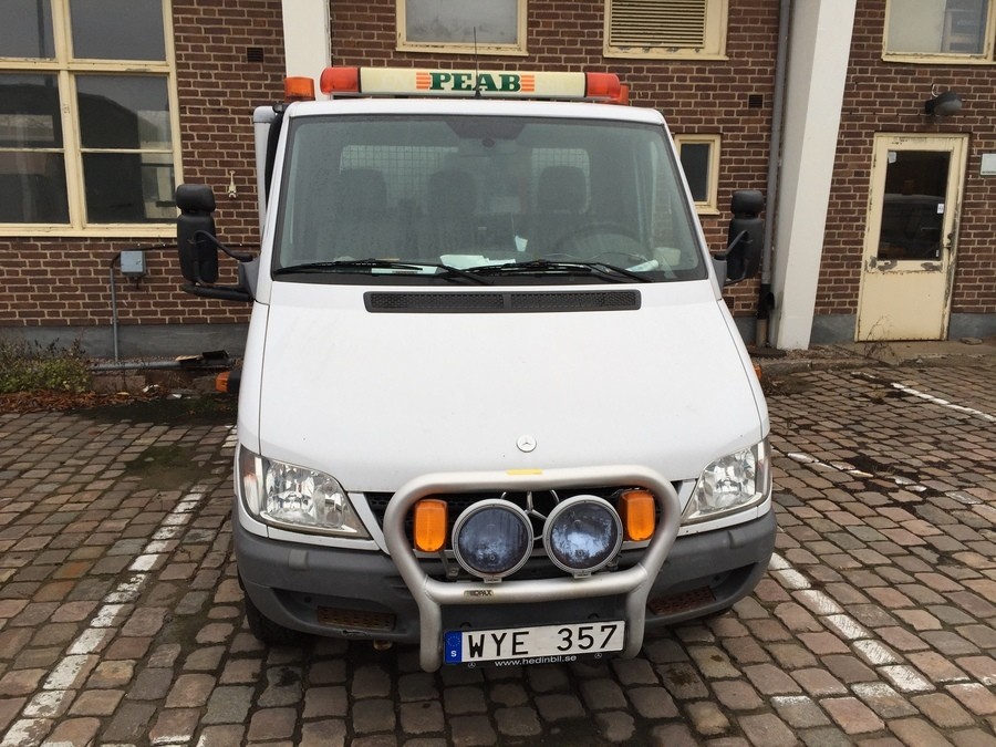 Lastbil Skåpbil Verkstadsbil Jourbil