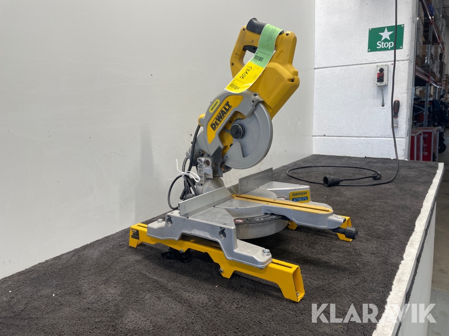 Kap&geringsåg Dewalt DW777