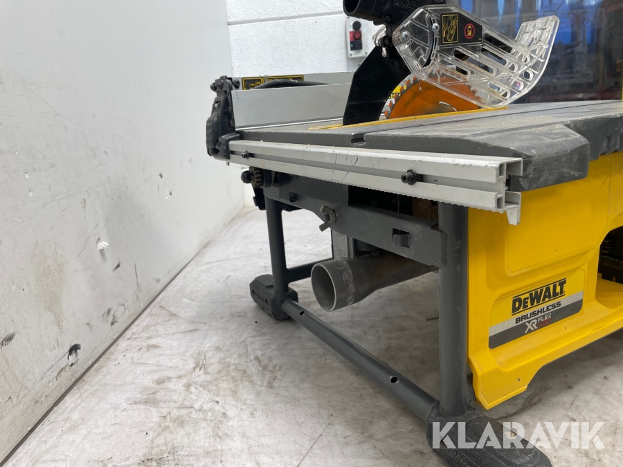 Klyvsåg Dewalt DCS 7485, Svalöv, Klaravik auktioner