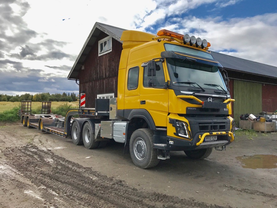 3-axlad skogsjumbo m dragbil