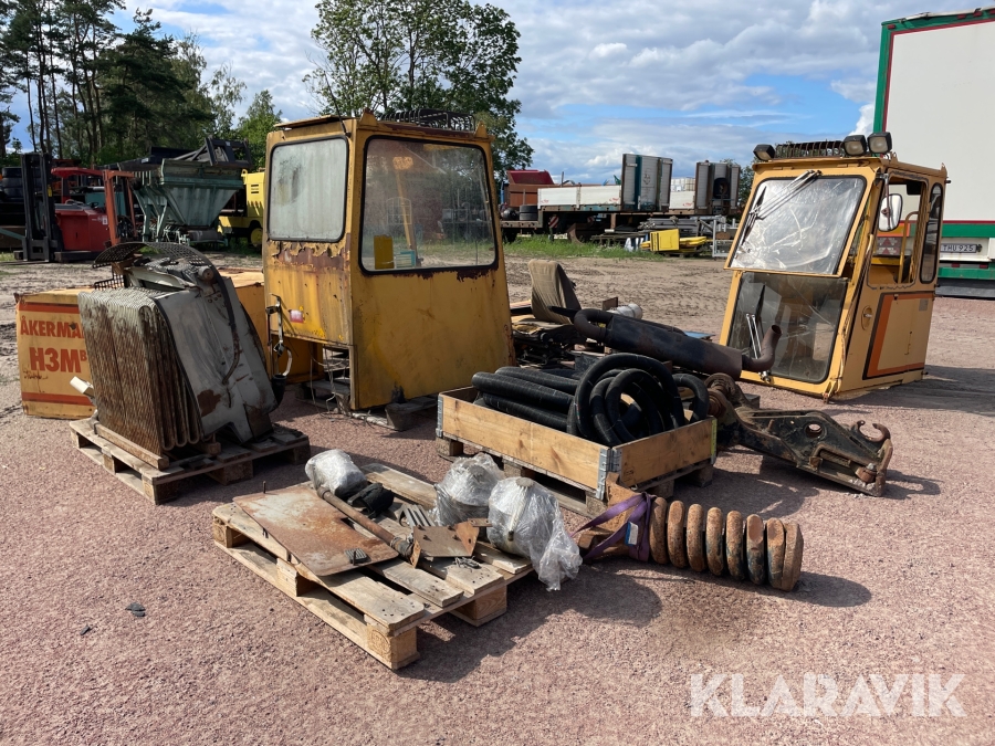 Reservdelar till grävmaskin Åkerman