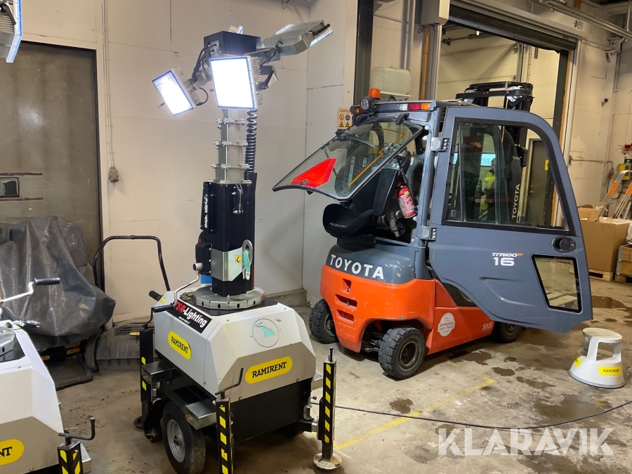 Belysningsmast LED 7M TSR-lightning Lux c green