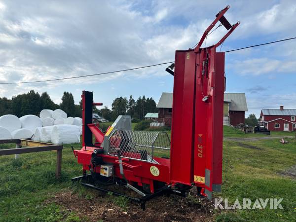 Vedmaskin Bala Agri 370 eldriven