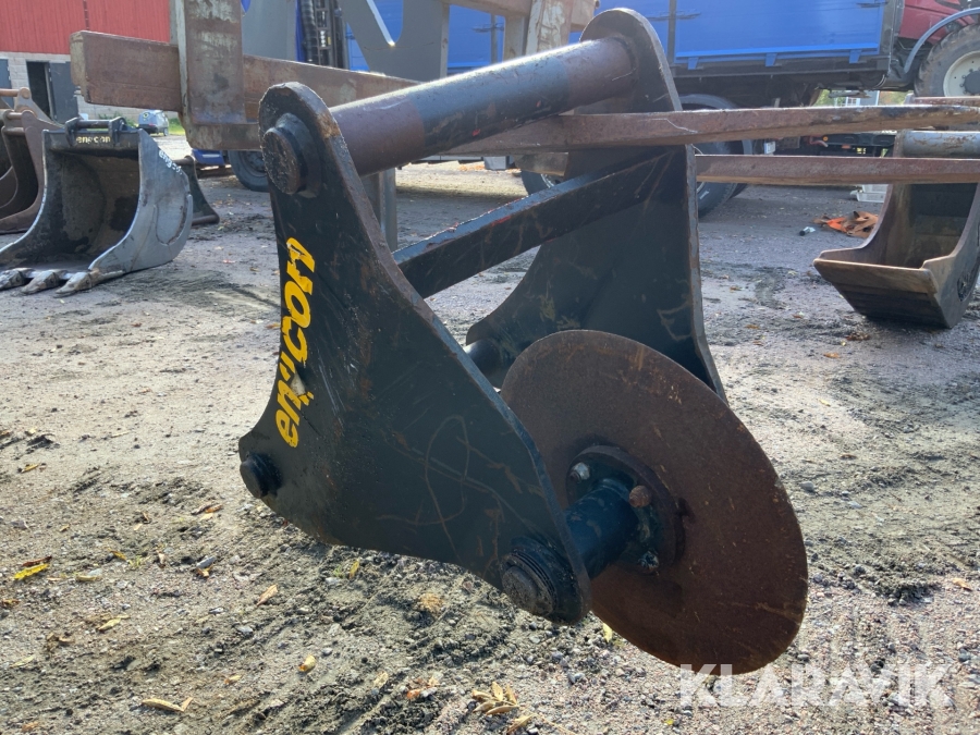 Asfaltskärare Engcon S70