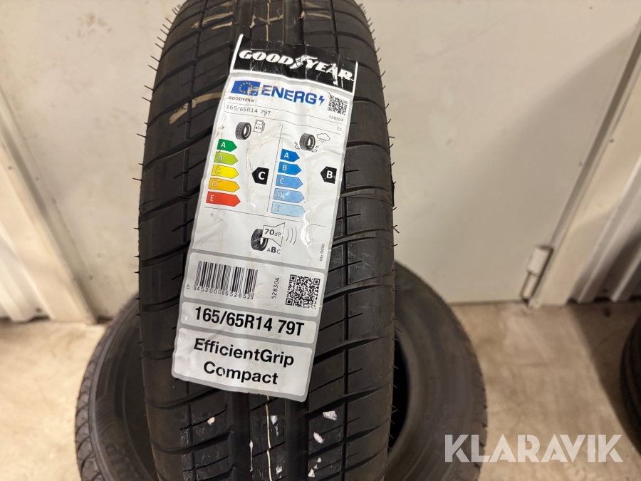 Personbilsdäck Goodyear EfficientGrip compact