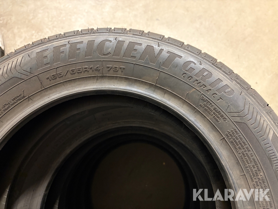 Personbilsdäck Goodyear EfficientGrip compact