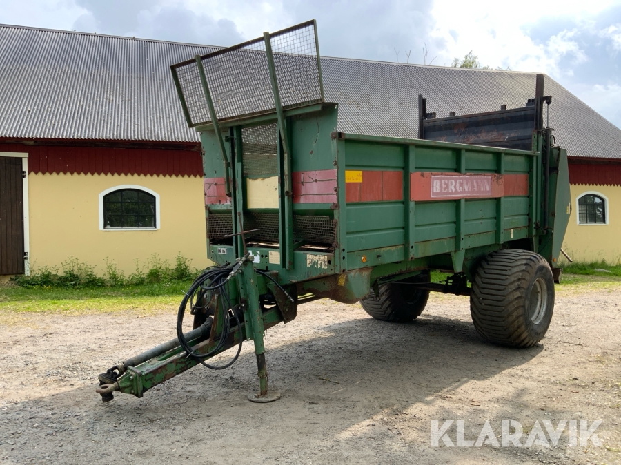Fastgödselspridare 2-steg Bergmann TSW 700