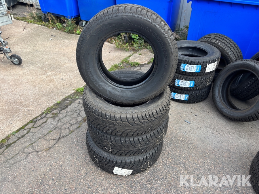 Personbilsdäck Cooper 225/70R16 4st