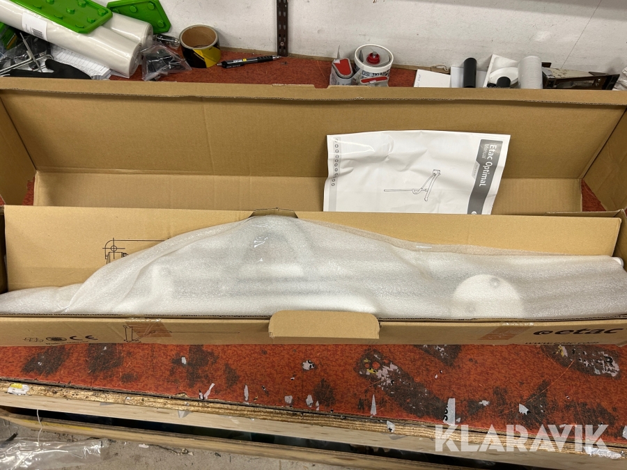 Toalettarmstöd Etac