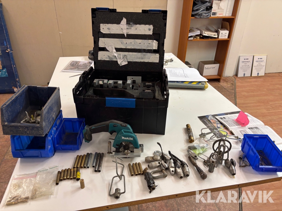 Paket med kabelrörsåg med tillbehör Makita HS301D Vetter SRS 6,1,