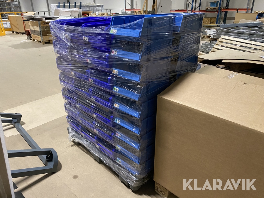 Blandade plastlådor 53st 