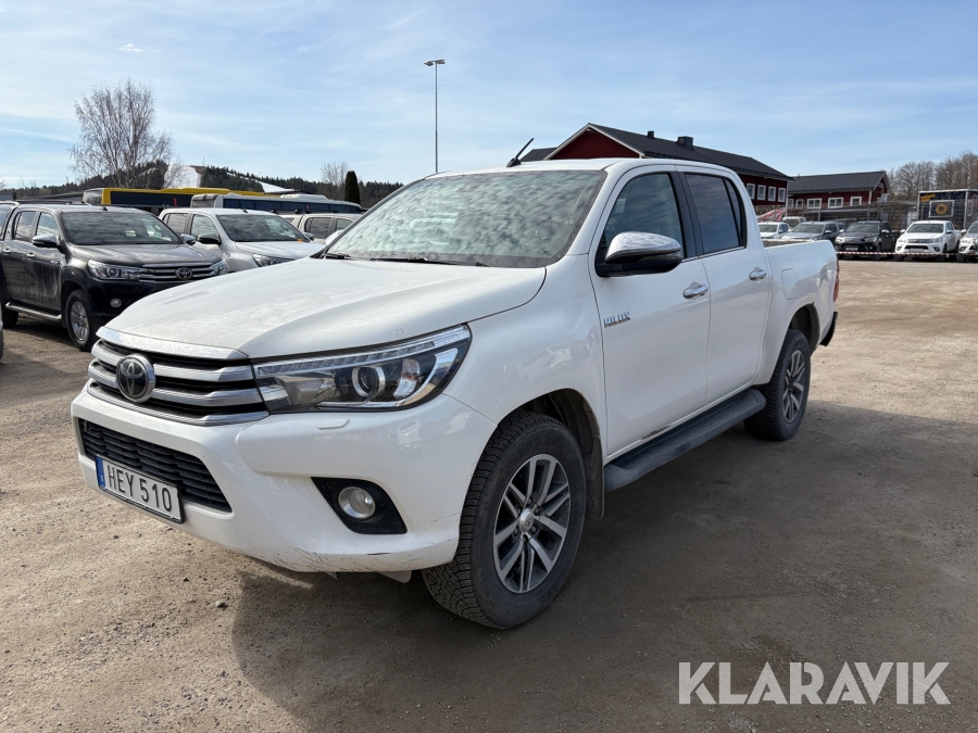 Pickup Toyota Hilux Dubbelhytt 2,4 AWD Automat