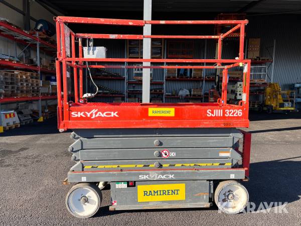 Saxlift Skyjack SJIII 3226