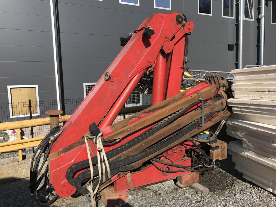 Kran med radiostyrning