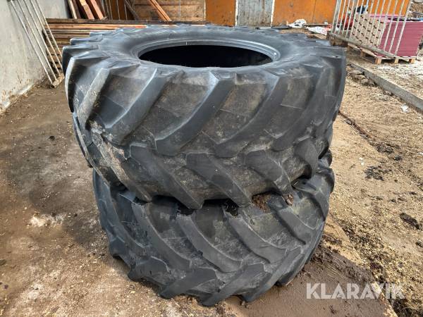 Lantbruksdäck Pirelli 600/65R28 2st