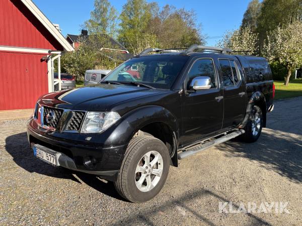Pickup Nissan Navara dubbelhytt 2.5 dCi 4x4 aut