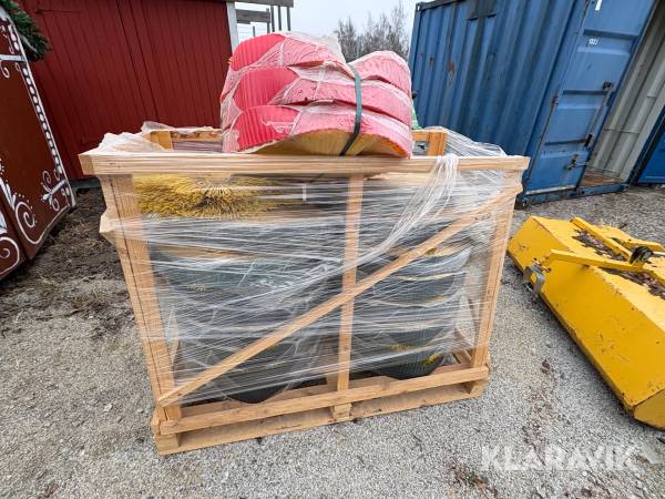 Parti med nya borst Holms Industri AB 107027PBGH-1317-Y/1250032 1st pall