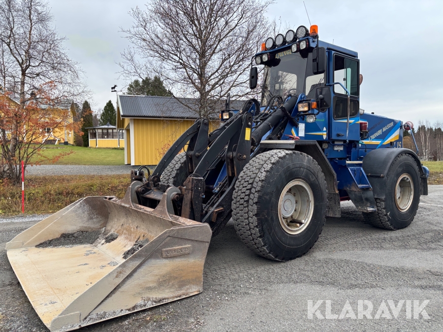 Hjullastare Ljungby Maskin L15 med skevfäste & våg