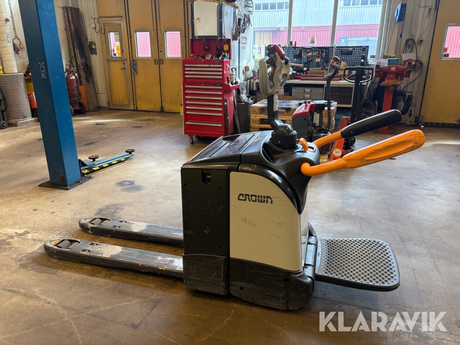Ledstaplare Truck Crown WT 3040