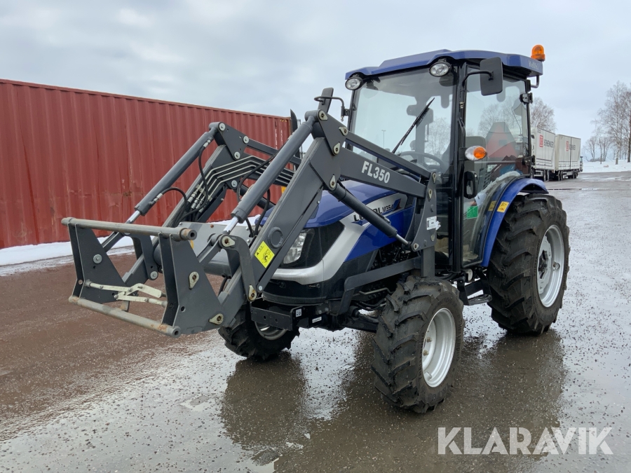 Traktor Lovol M354 med lastare