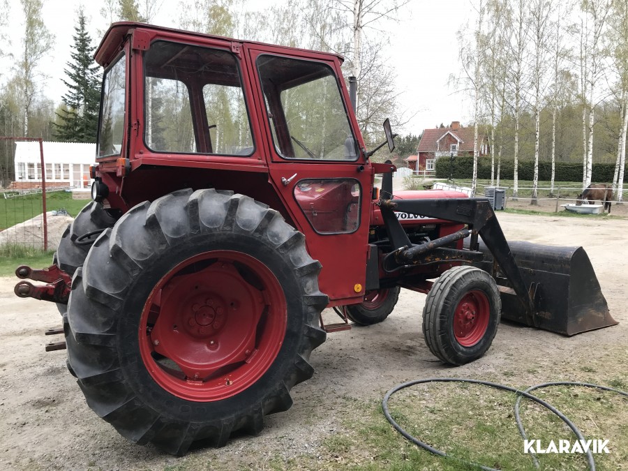 Klaravik Auktioner | Veterantraktor Volvo BM 430 Med Lastare