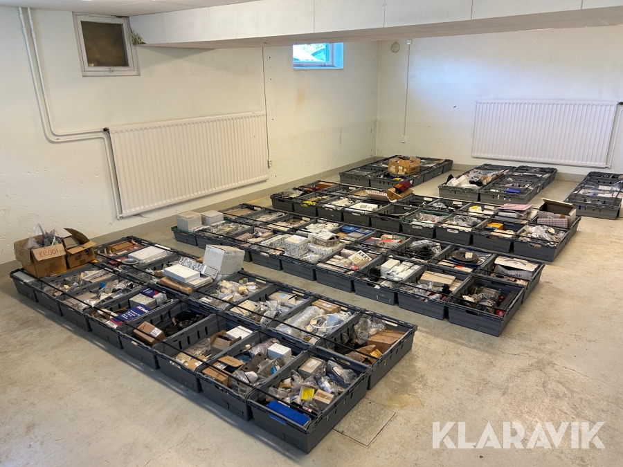 Parti med bildelar VAG  