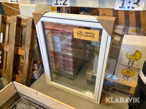Fönster Svenska fönster Trä/ alu vrid 3 glas.  10-13