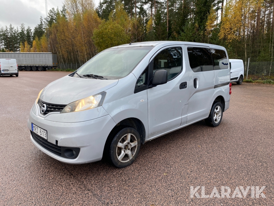 Minibuss Nissan NV200 Combi 1.5