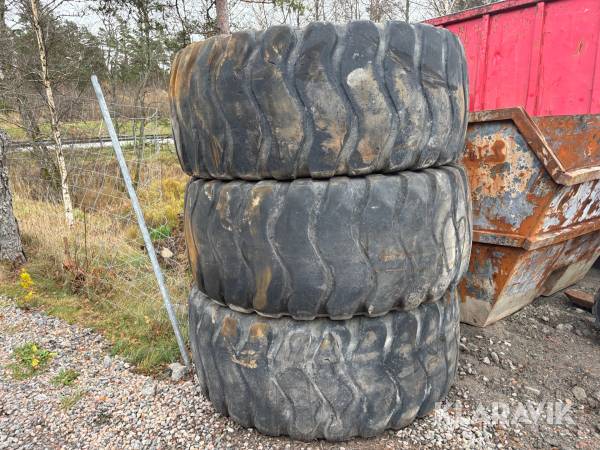 Entreprenad däck Goodyear 23,5R25 3 stycken