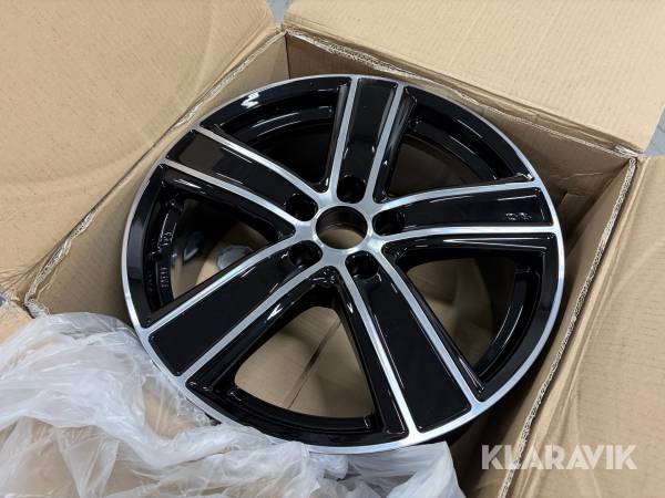 Fälgar Dezent TH 8x18 4st