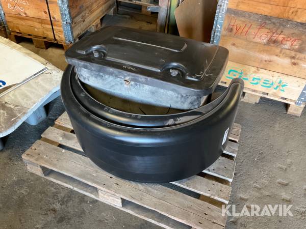 Förvaringslåda och skärmar