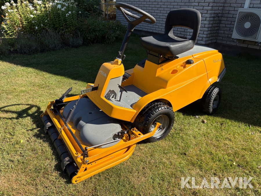 Åkgräsklippare Stiga Villa Master