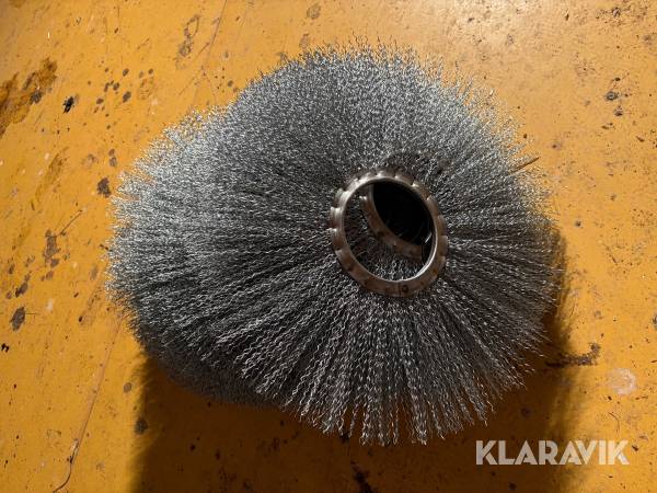 Parti med borstar till sopmaskin