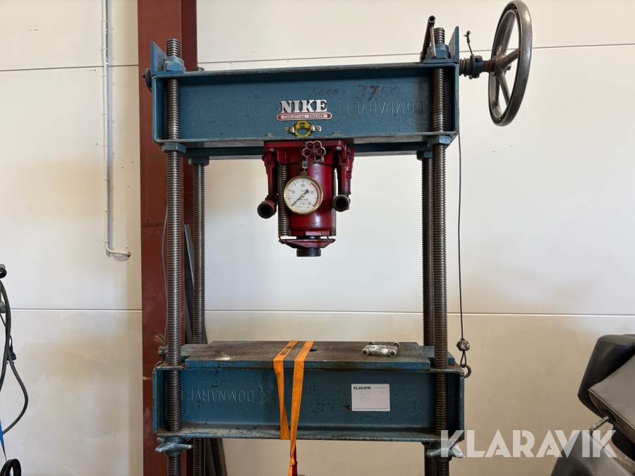 Verkstadspress Nike 40 T