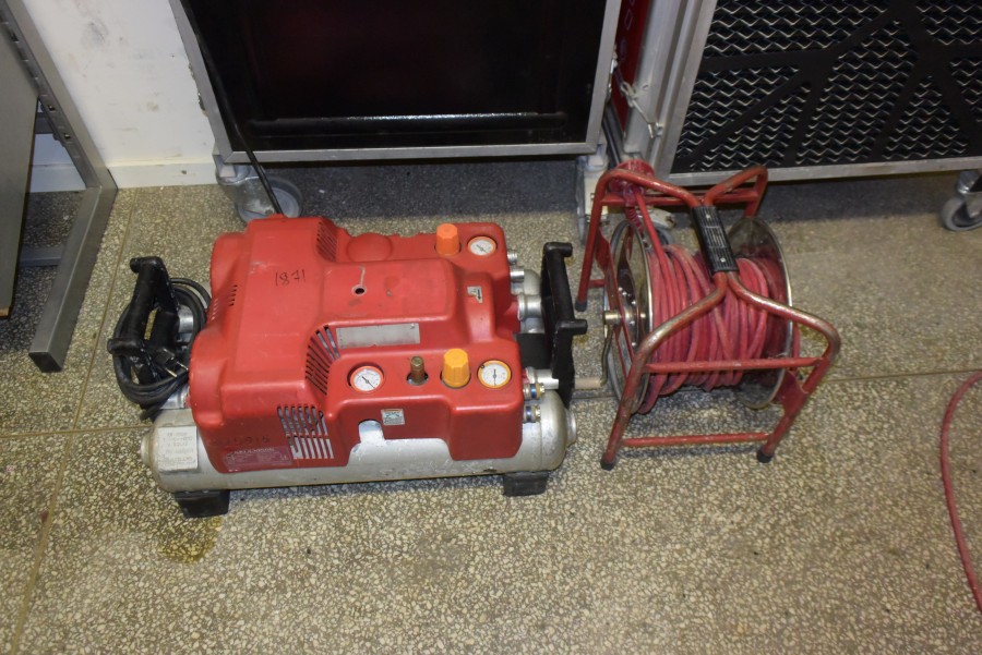 Kompressor och slangvinda