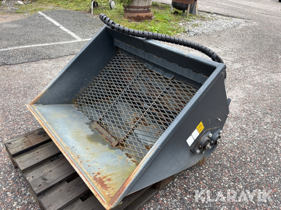 Sandspridare Avant A2947