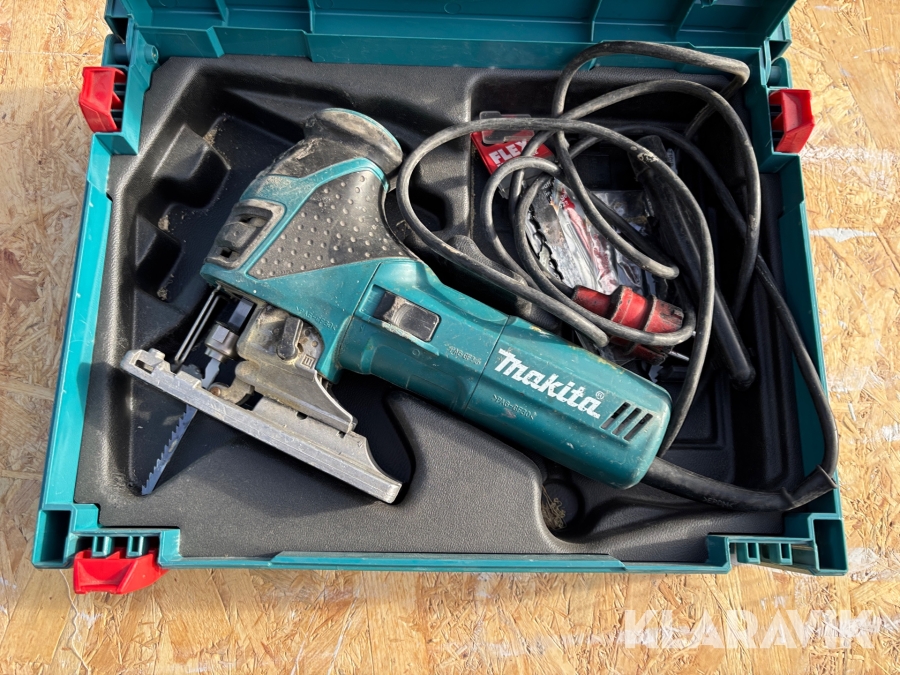 Sticksåg Makita 4351FCT