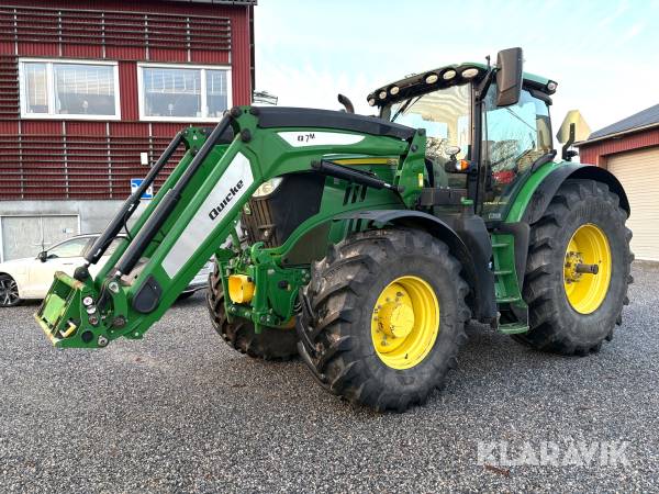 Traktor John Deere 6215R Ultimate Edition