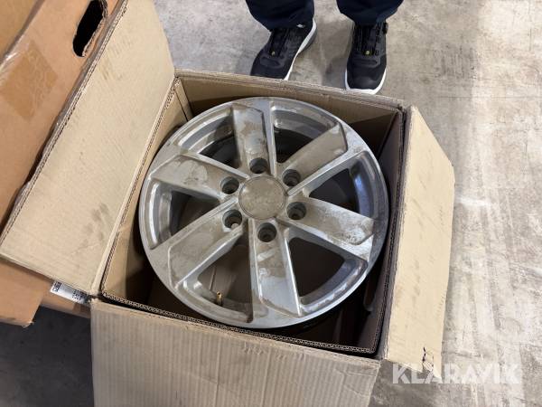 Fälgar 2 st 6x130.  16x6,5