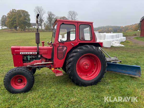 Traktor Volvo BM T 430 med Schaktblad
