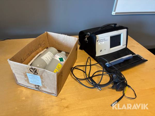 Hydrogen leak detector Inficon GM0140 / 590-840 med tuber