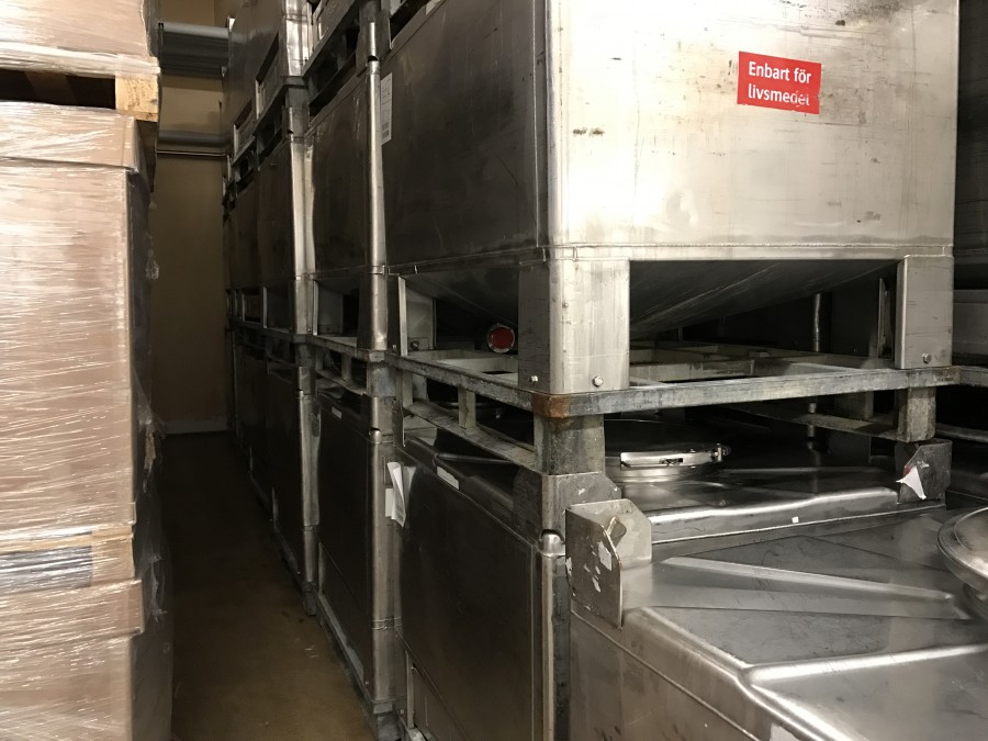 10st Rostfria tankar