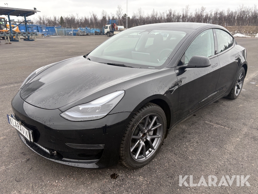 Tesla Model 3 Long Range