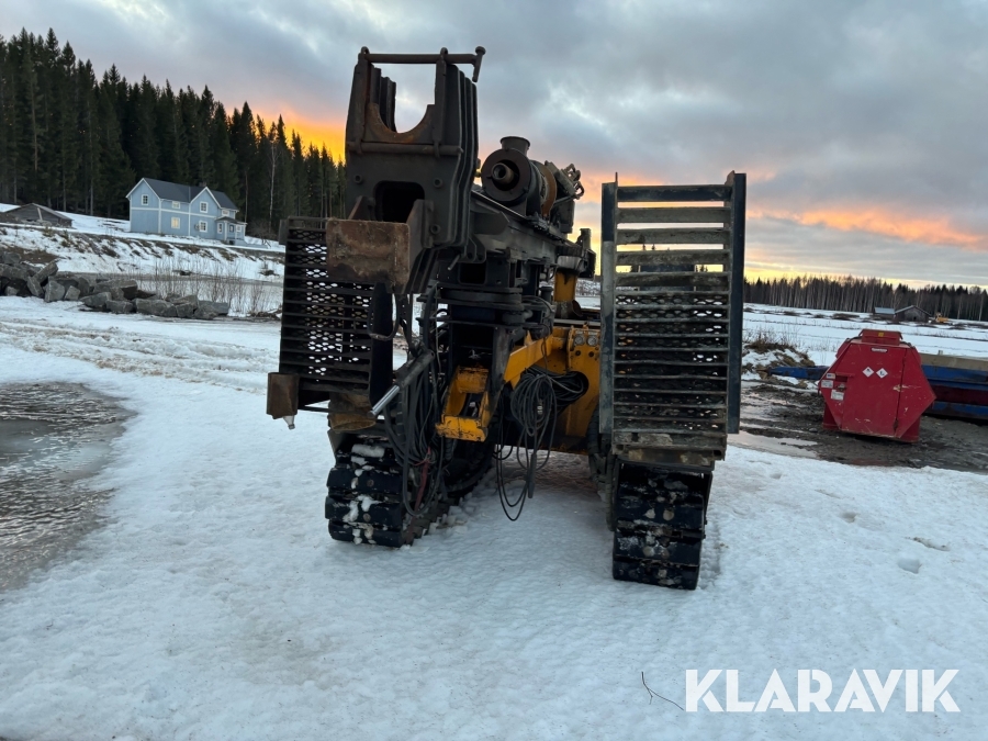 Borr och borrvagn Nemek 407 TS