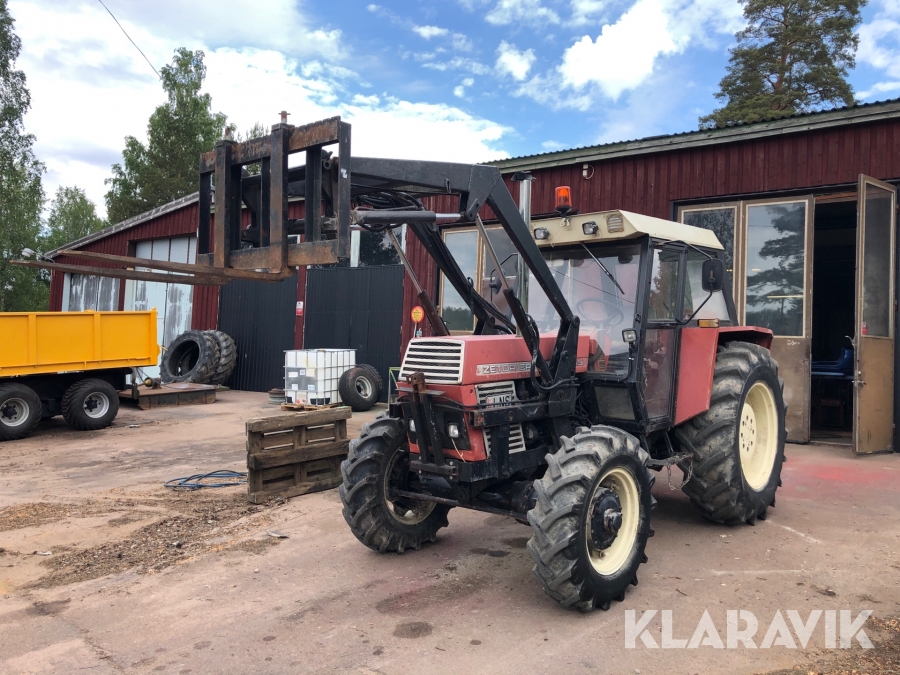 Traktor Zetor Crystal 8045 