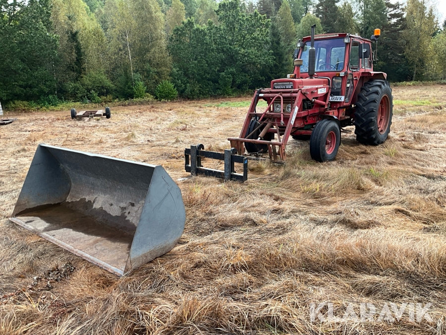 Traktor Volvo BM T 650 med lastare och redskap
