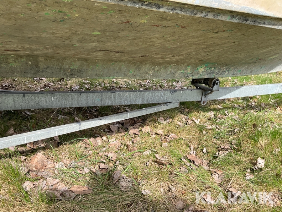 Båt Crescent 525 med båtkärra