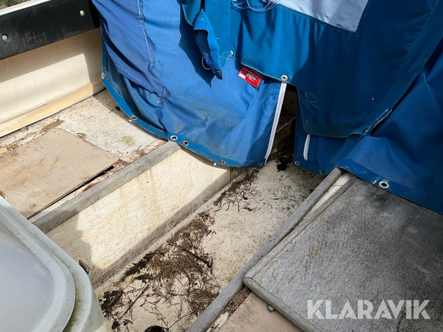 Båt Crescent 525 med båtkärra