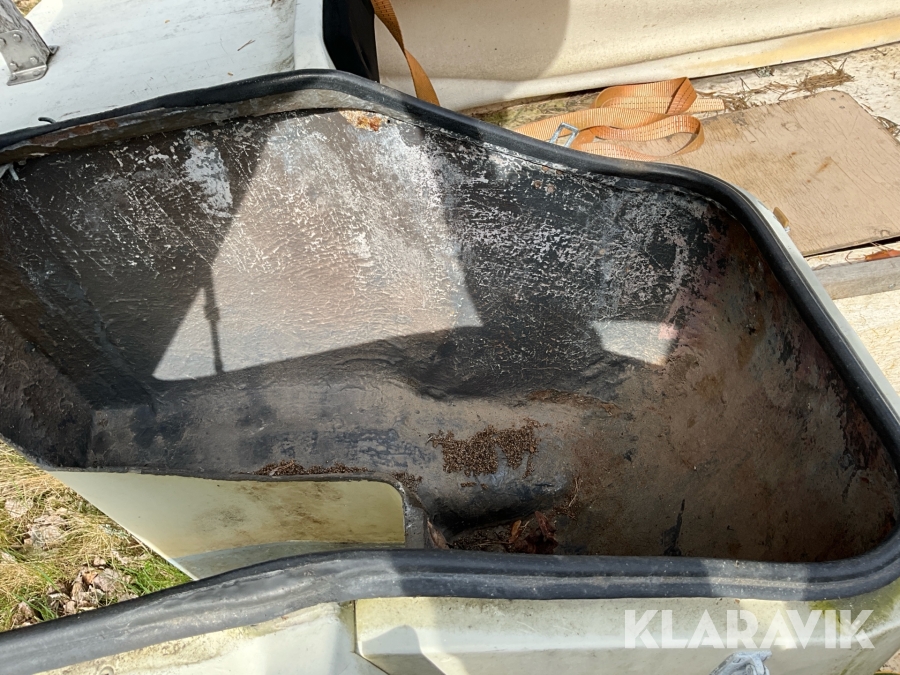 Båt Crescent 525 med båtkärra