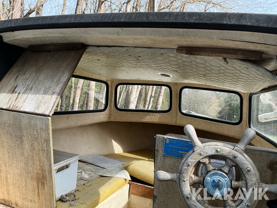 Båt Crescent 525 med båtkärra